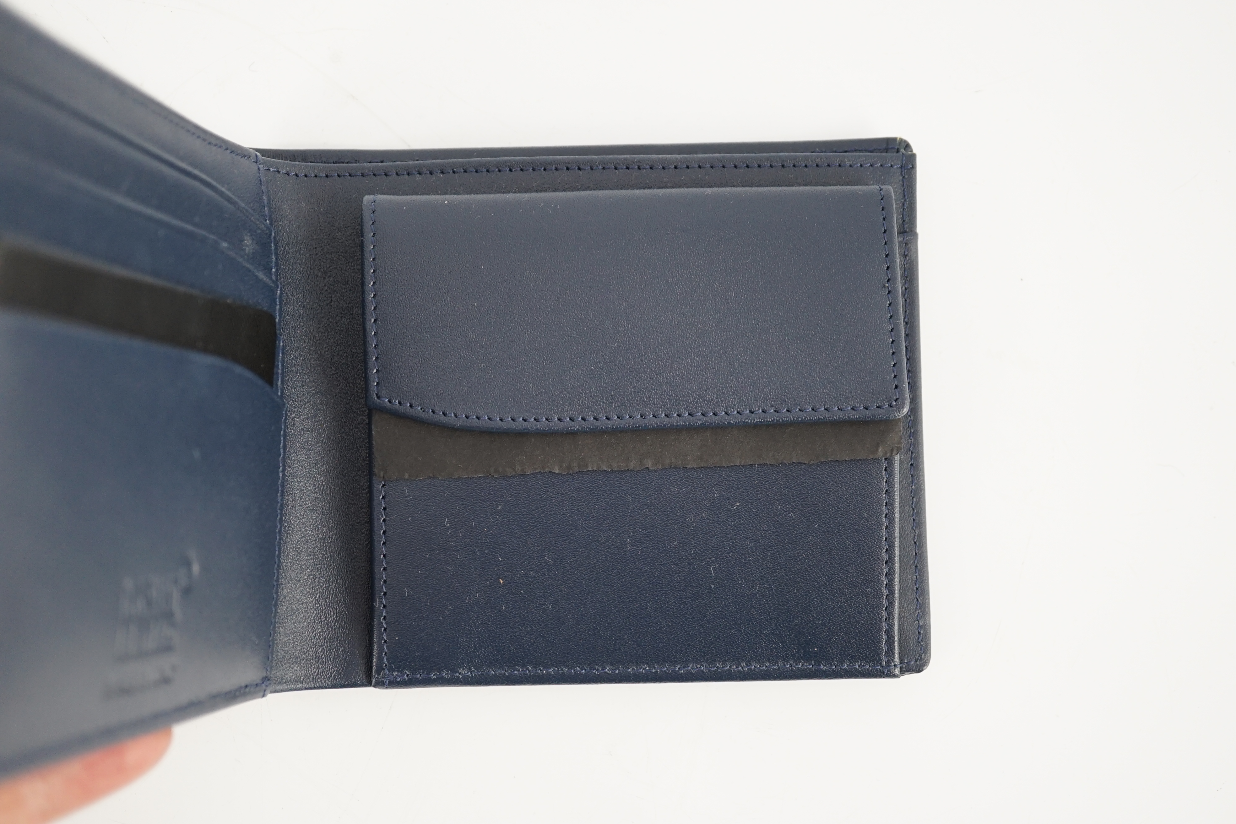 A Mont Blanc Meisterstuck 4cc navy leather wallet width 9.5cm, height 11cm